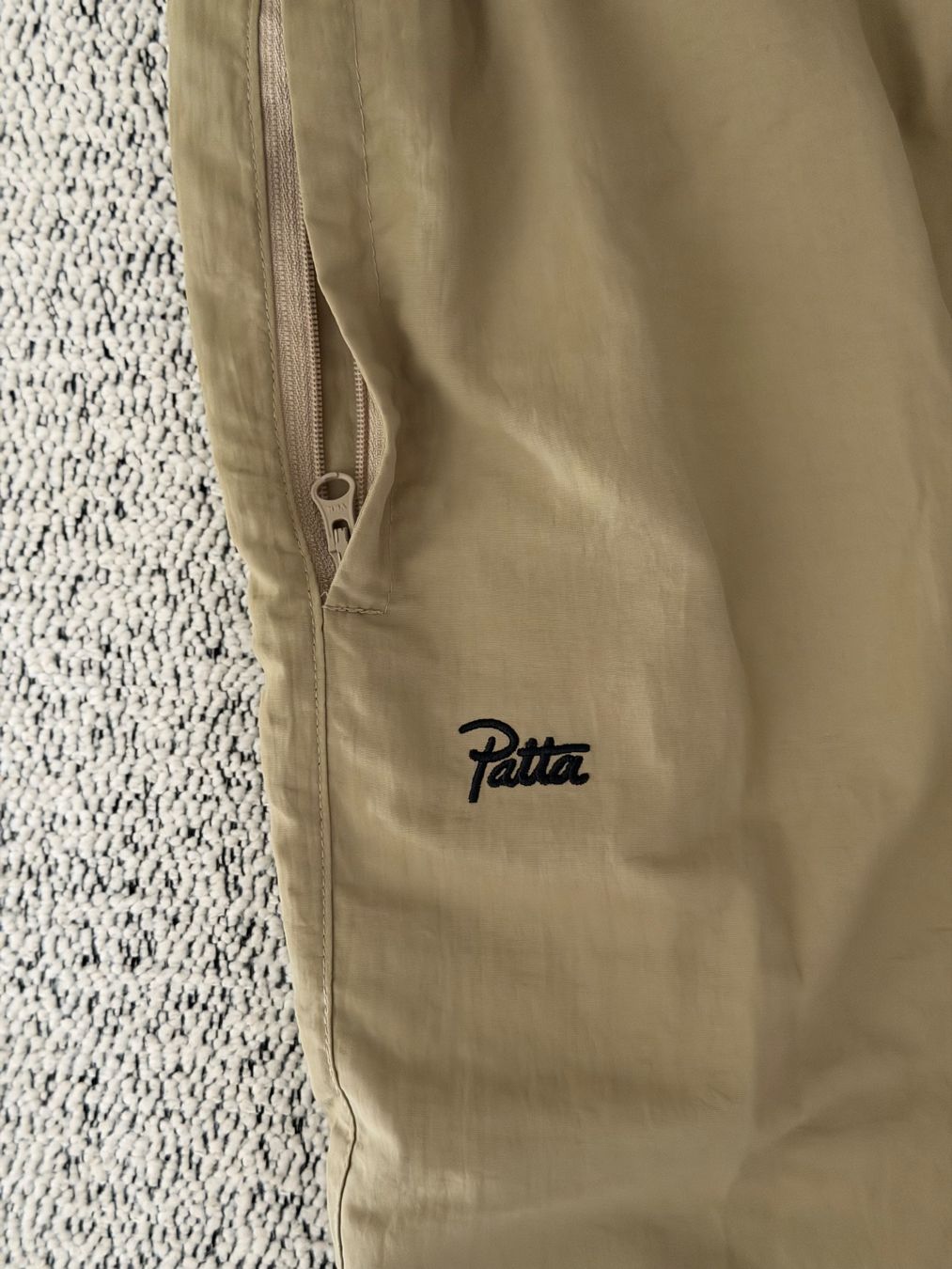 Pantaloni: Patta Basic Nylon Track Pant Beige – XL – Usato da Zürich venduto da phil_phil_phil 2