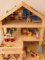 Holz Puppenhaus