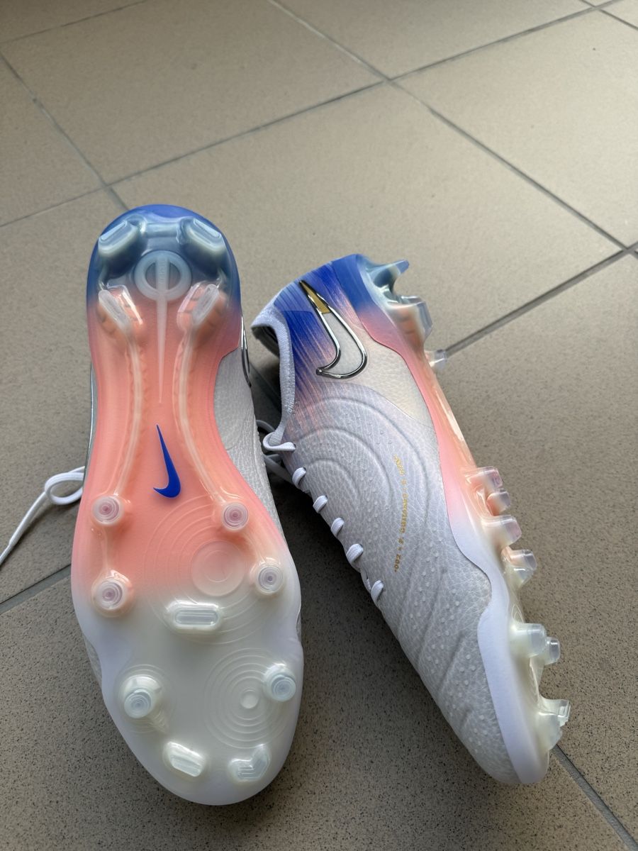Nike Scarpe da uomo: Nike Fussballschuhe – Nuovo (secondo la descrizione) da Wädenswil venduto da RDSR27 2