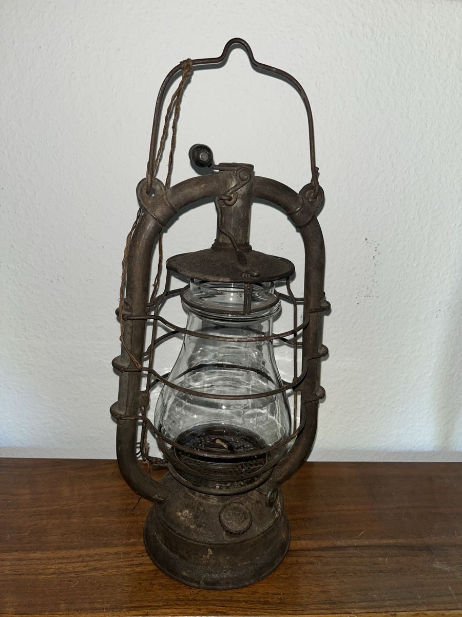 Lampade: Feuerhand 323 sturmlaterne – Usato da Niederurnen venduto da gebrauchtbrauchbar 1