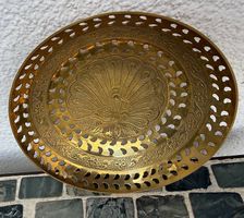 Kleiner Messingteller mit Pfauenmotiv  Handarbeit  Ø 14 cm