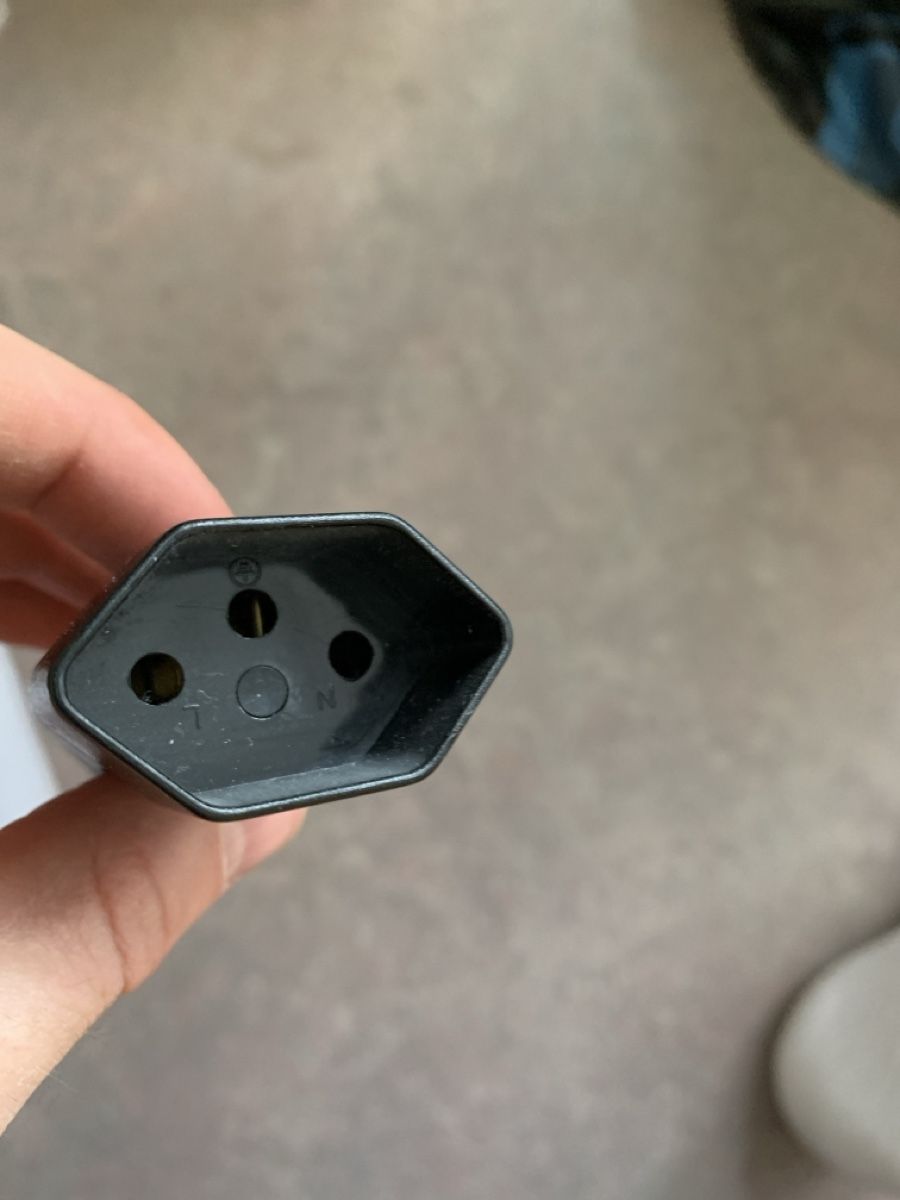 Laufwerke & Adapter: Reisestecker Adapter – Gebraucht aus Wiggen von Antoniotto 1