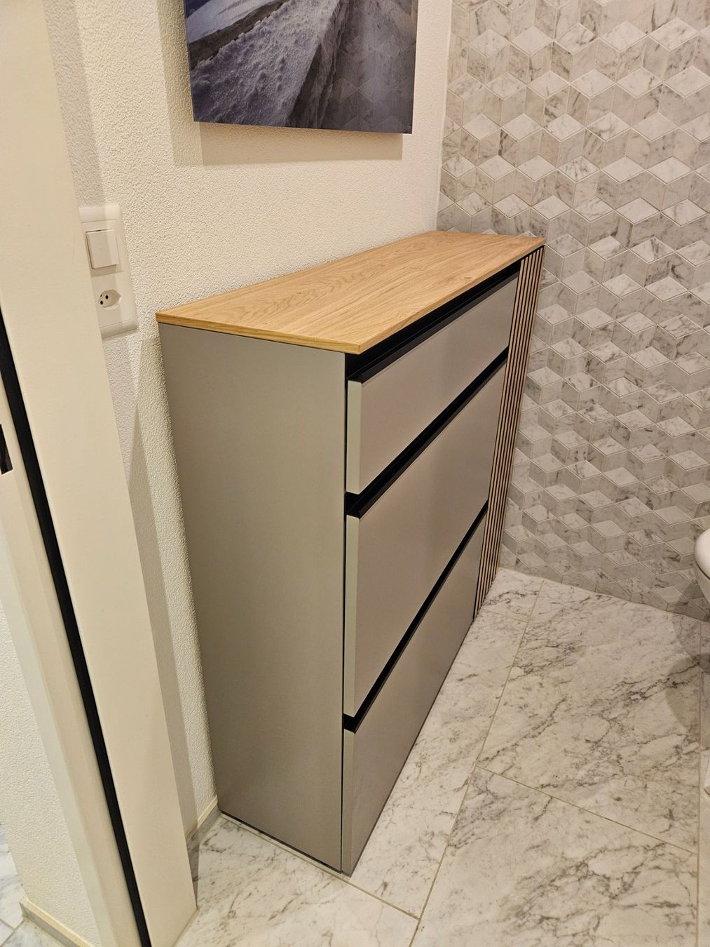 Kommoden: Sideboard / Korpus – Gebraucht aus Holderbank AG von Gute-Artikel 2