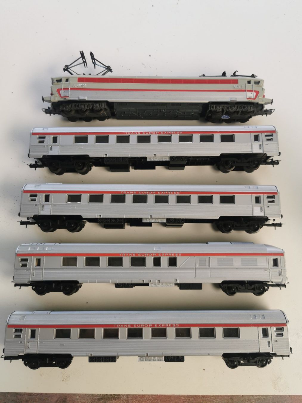 Lima Modellini di ferrovie: Lima Trans Europa Express 5 Teilig – Usato da Waltenschwil venduto da Nitsud