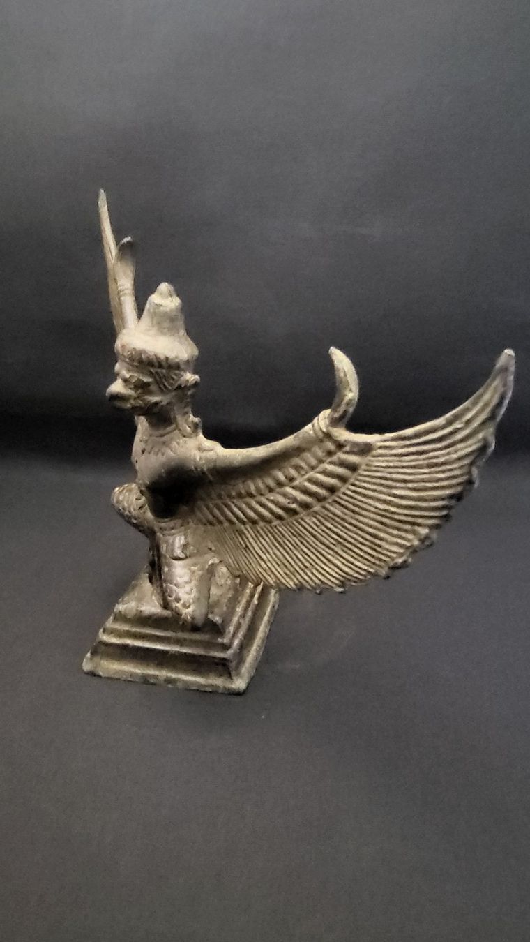 Statuette: Antike Bronze Garuda Statue, Schutz & Kraft – Usato da Basel venduto da spinne02 4