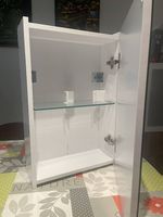 Armoire de toilette (pharmacie)