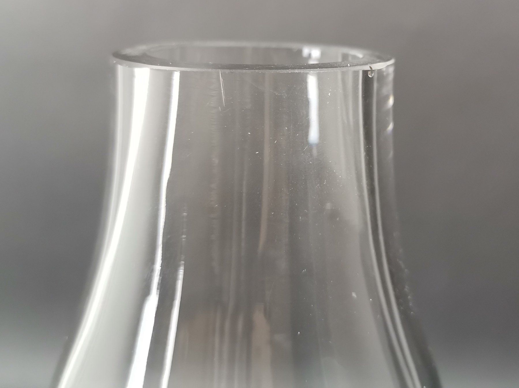 Vase & Récipients: Glas Blumen Vase Hoch – D'occasion à Schaffhausen par Restwert_SH 3