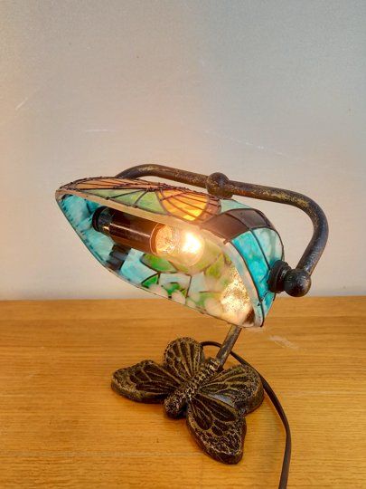Lampade: Lampe de bureau style Tyffany – Usato da Ponts-de-Martel venduto da Henri-Louis 2