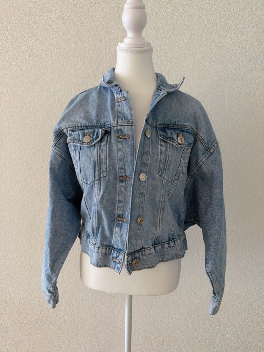 Giacche: Hellblaue Cropped Jeansjacke Gr. S – Oversize Look – Nuovo (secondo la descrizione) da Effretikon venduto da MaisonNade