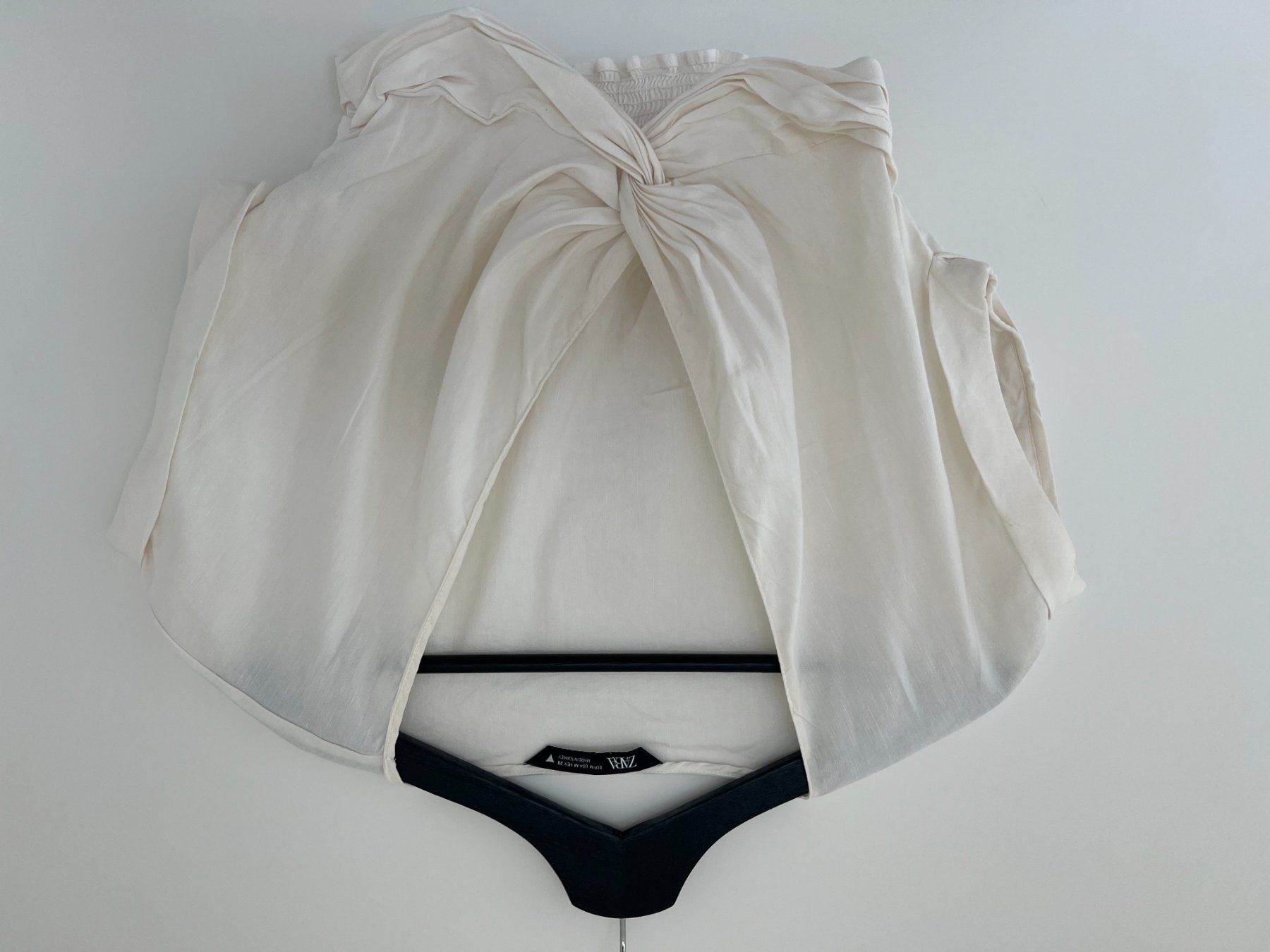 Zara Top: Haut blanc Zara – Usato da Zürich venduto da mps_9cp7 3