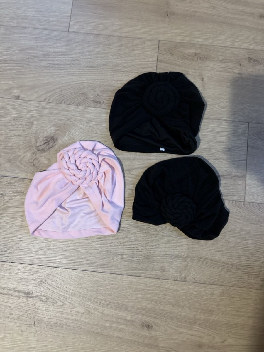 Chapeaux, bonnets & casquettes: Bonnet  – D'occasion à Belmont-Lausanne par Michelle_Srdr_