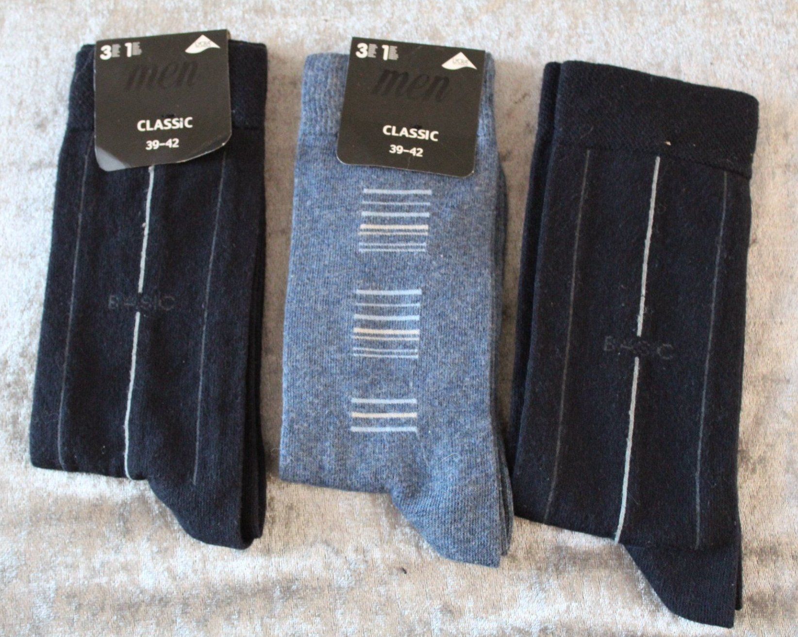 Calze: 3 Neue Herrensocken Gr. 39-42 – Usato da Locarno venduto da madame-tus-sauds