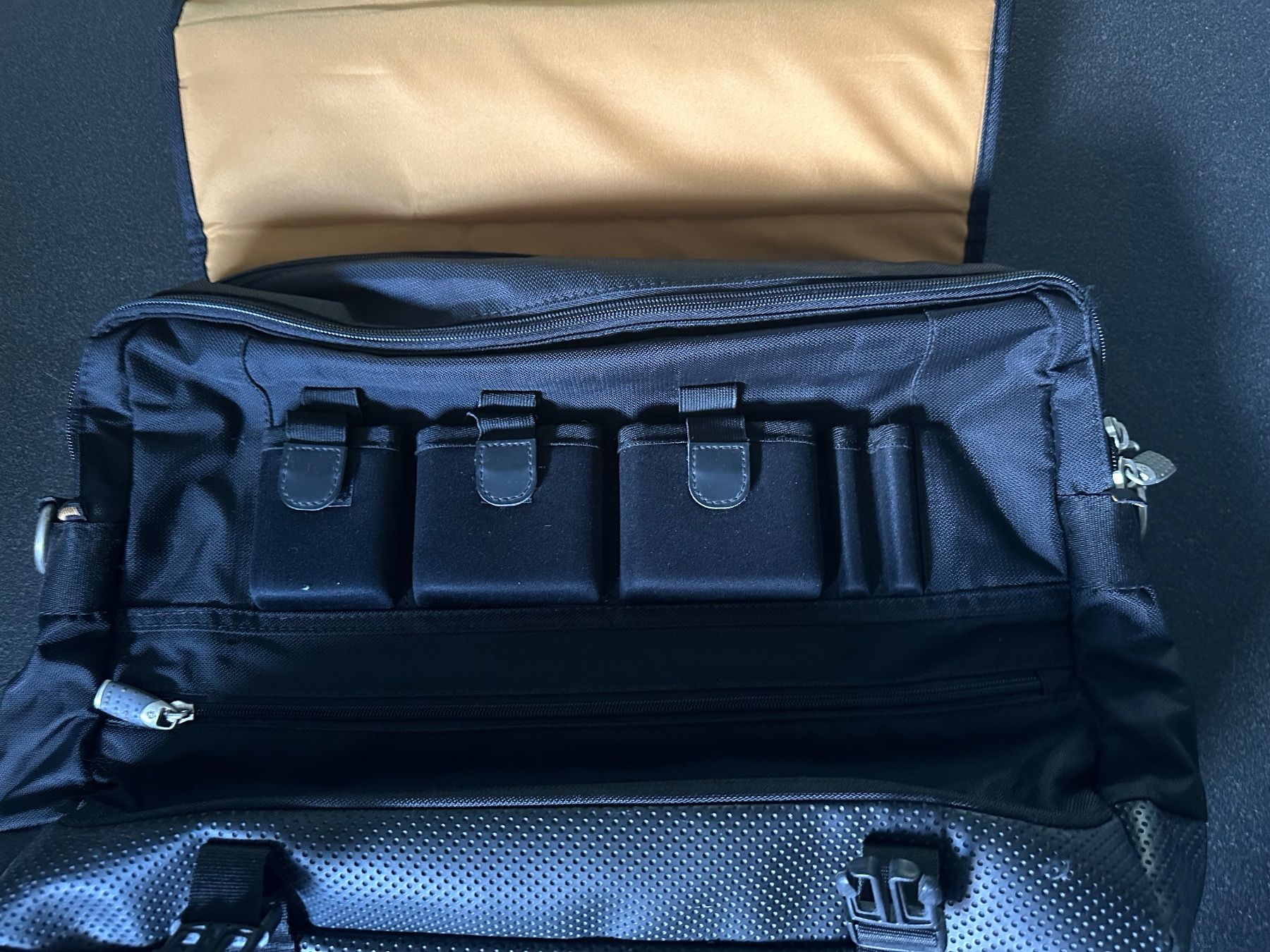 Samsonite Borse: Sac ordinateur portable samsonite – Usato da Uvrier venduto da sauma85 5