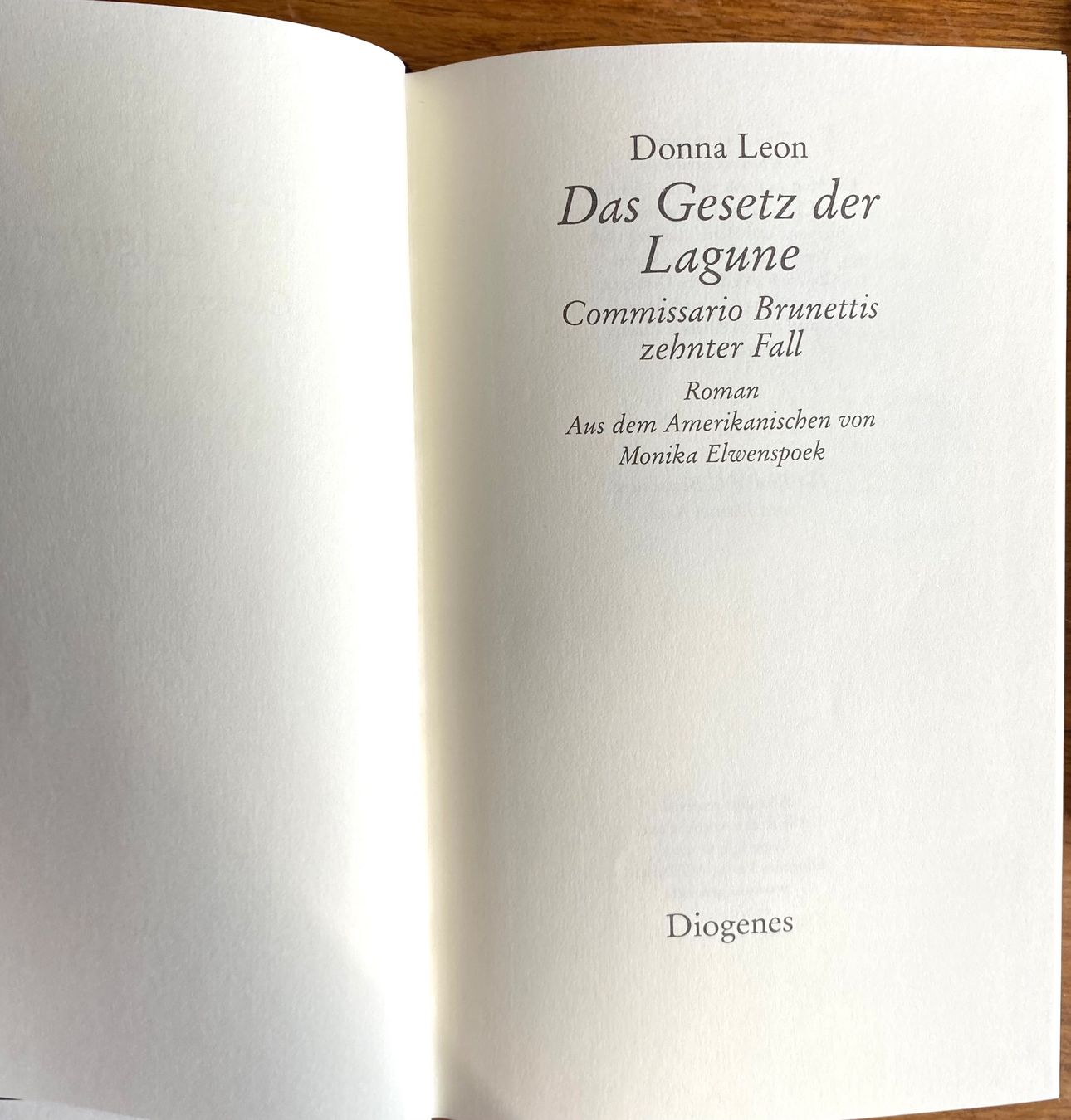 Libri: Krimi Donna Leon Das Gesetz der Lagune – Usato da Maur venduto da chr_x8zv 2