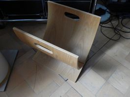 Zeitungsständer