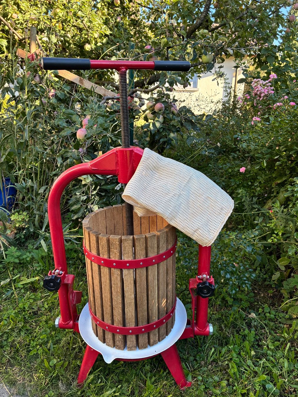 Tutte le macchine: Obstpresse 18 Liter – Usato da Schmitten FR venduto da zelotes1