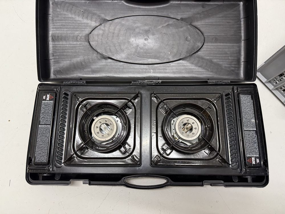 Komplettküchen: Neuwertiger Camping-Gaskocher "Gas Bullet" mit 3 Kartschen – Neu (gemäss Beschreibung) aus Mollis von 666Nighthawk666 1