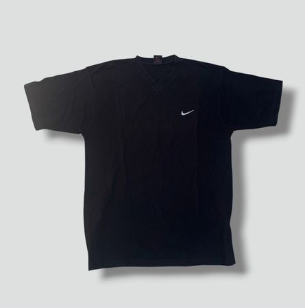 Nike classic black retro T-shirt