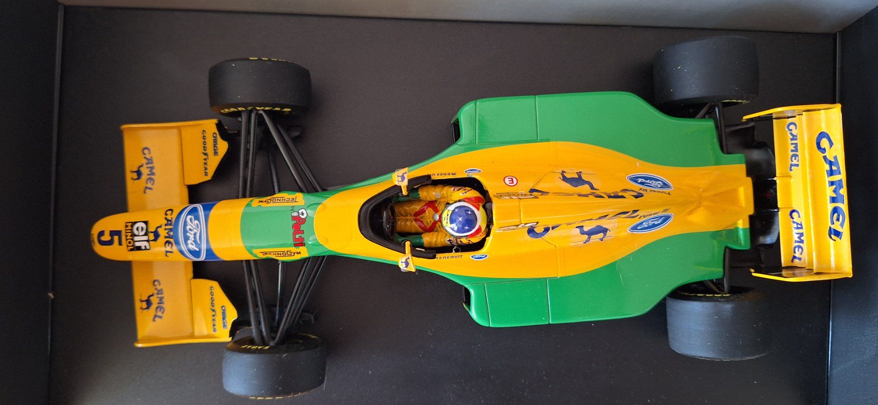 Benetton Modellautos: Benetton B193 F1 Michael Schumacher mit Killer Loop 1:18 – Gebraucht aus Rebstein von Type25 5