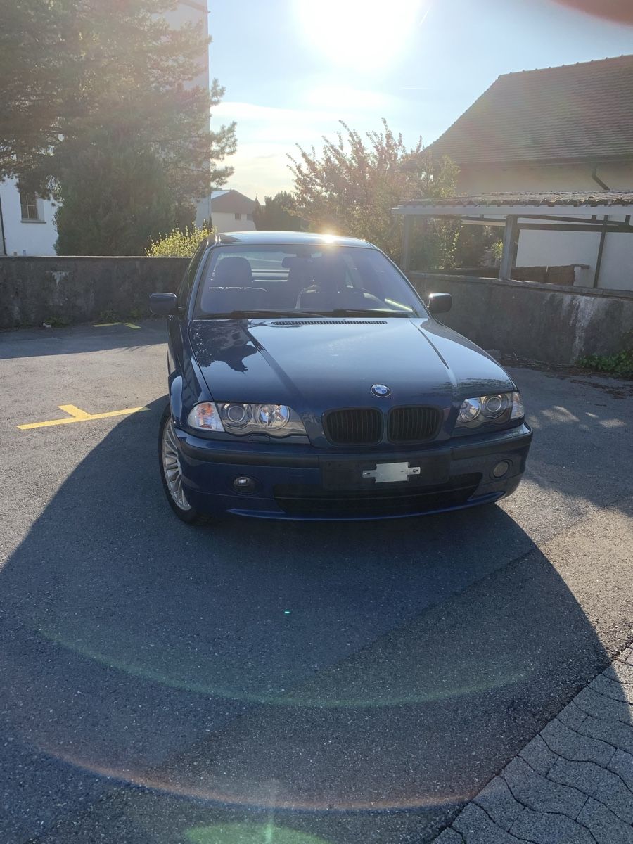 BMW Automobili: BMW 330XI – Usato da Uznach venduto da MarcE04 2