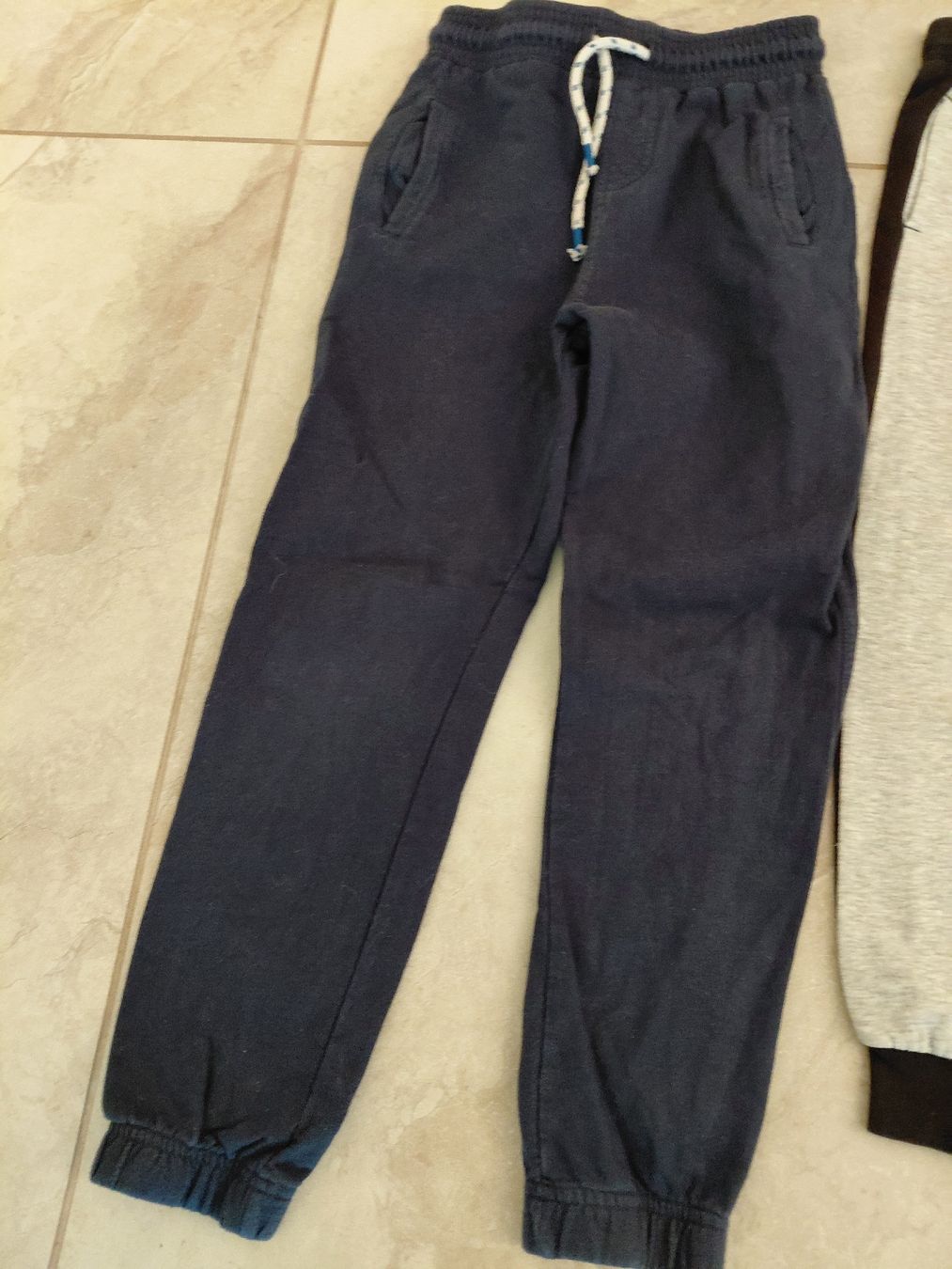 Pantaloni: Trainigshosen  – Usato da Grenchen venduto da fabai 1