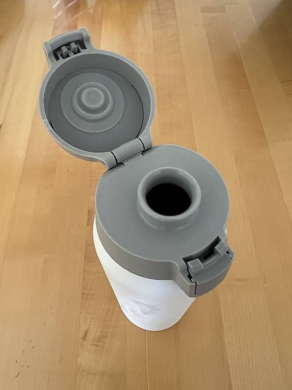 Borracce & Thermos: SIGG SHIELD THERM ONE 750ml, weiss – Usato da Basel venduto da locolorenzo 2