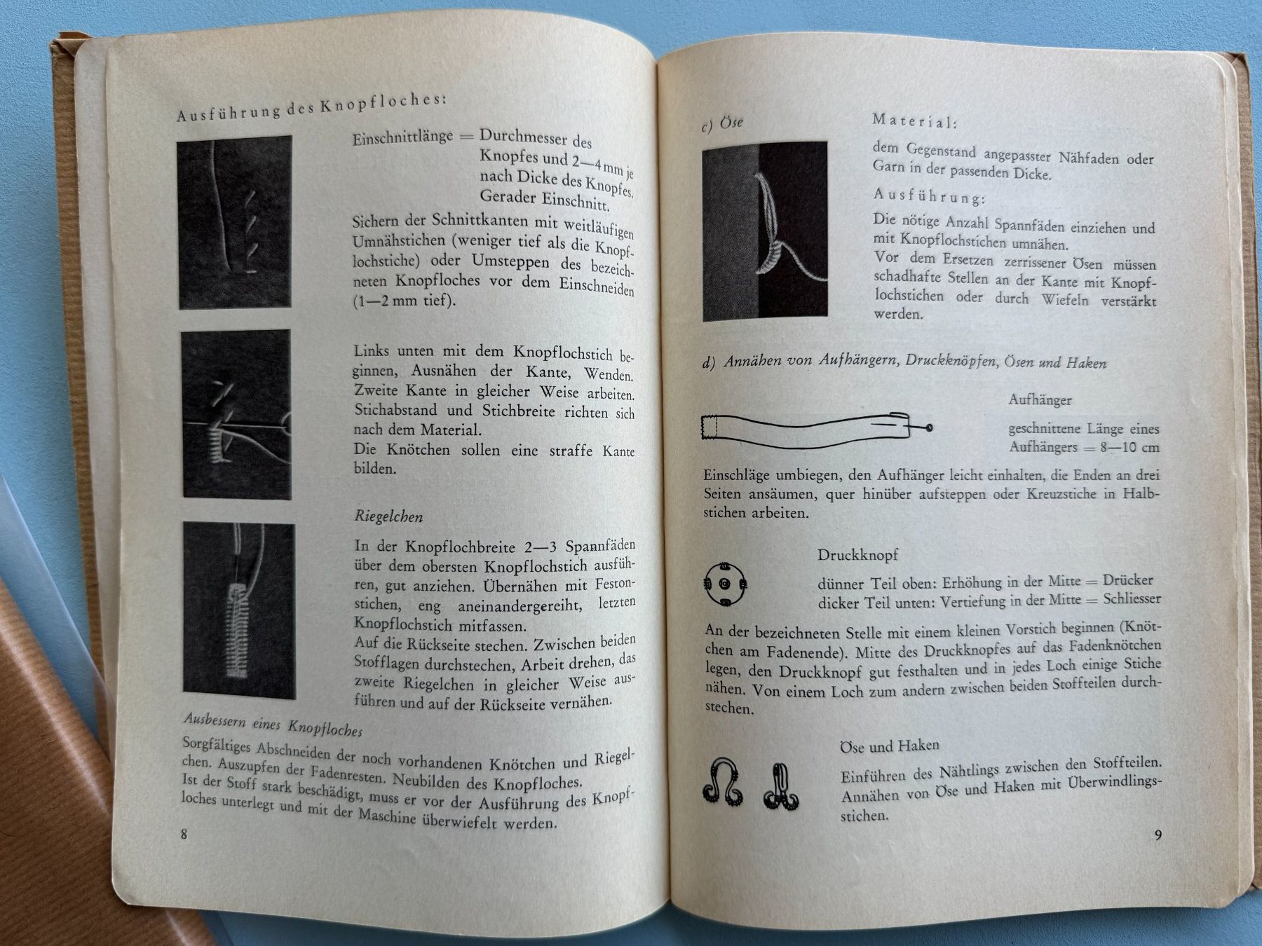 Bücher: Mein Flickbüchlein - Mädchenhandarbeitsunterricht – Gebraucht aus Basel von Kornblumen 3
