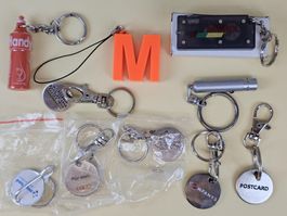 10x Schlüsselanhänger/Jeton + Zubehör, Migros/Coop/Post/etc.