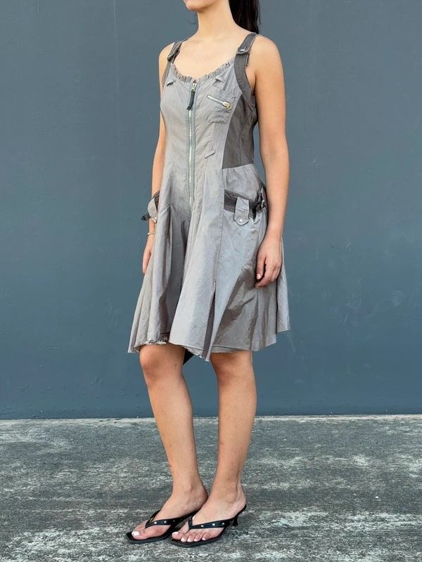 Girbaud Robes: Robe grise – D'occasion à onex par spi_229t 2