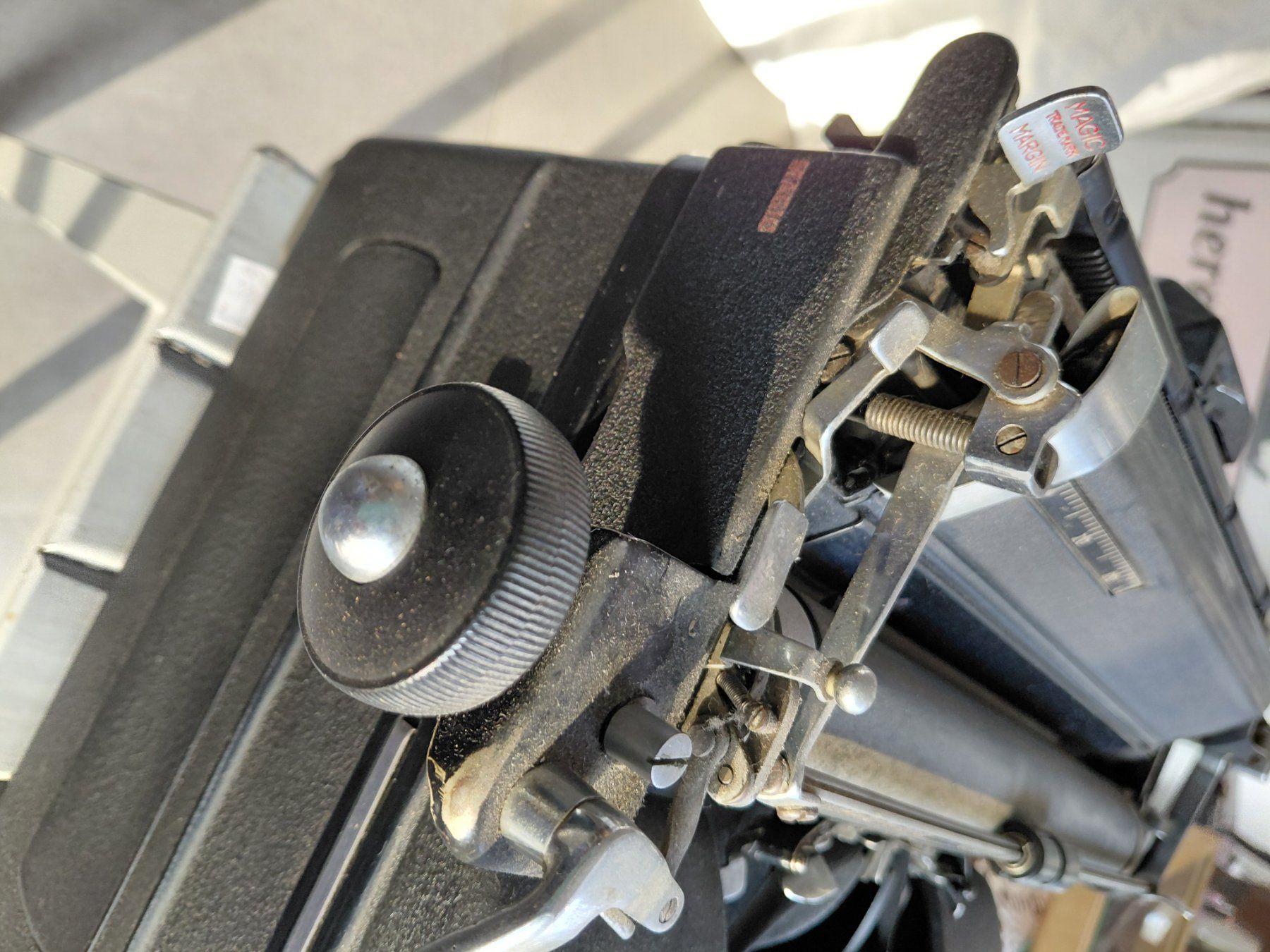 Macchine da scrivere: Schreibmaschine ROYAL – Usato da Zürich venduto da Rosys 5