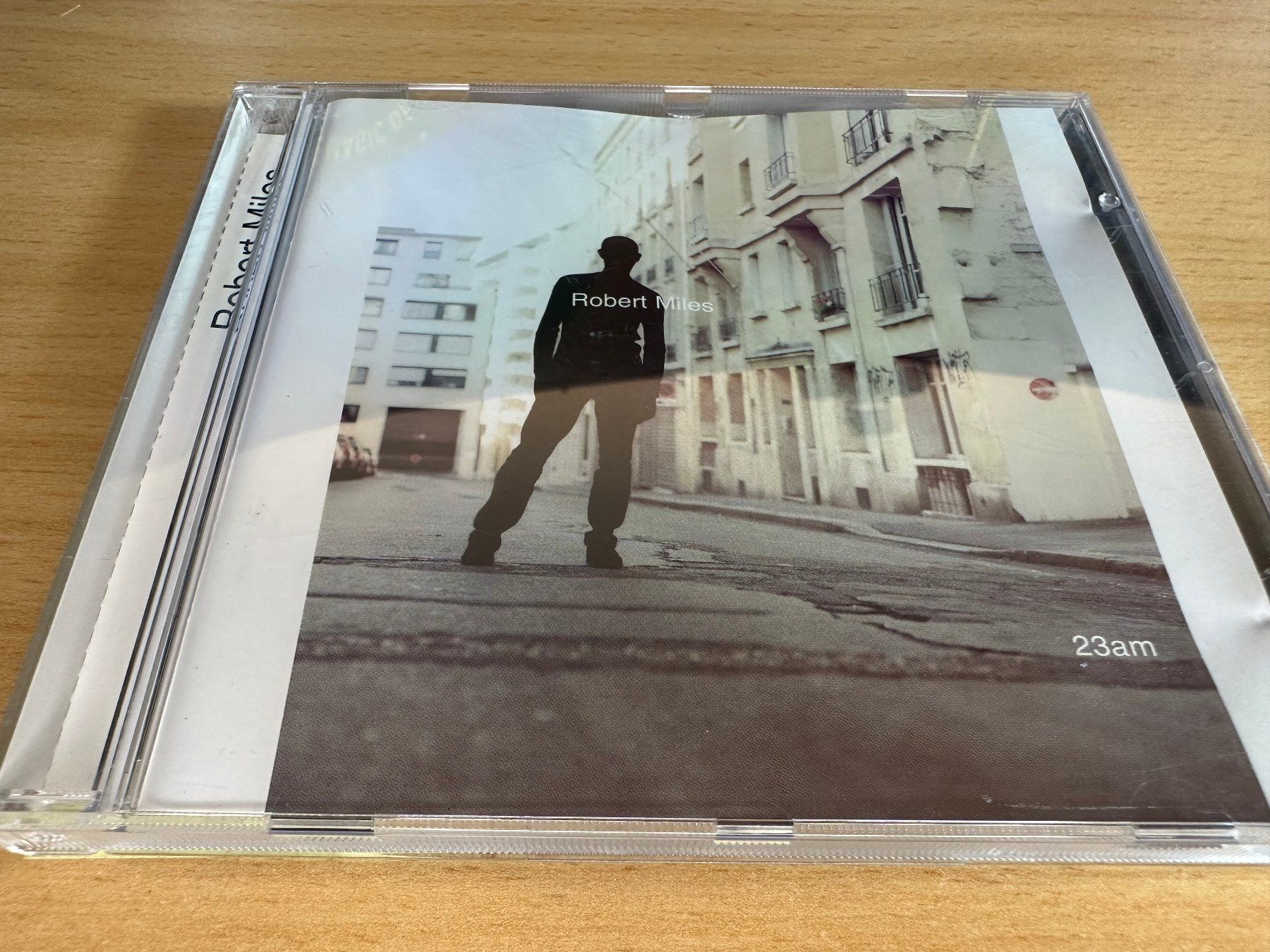 CD: Robert Miles – 23am – Usato da Rikon im Tösstal venduto da Alpenmutz