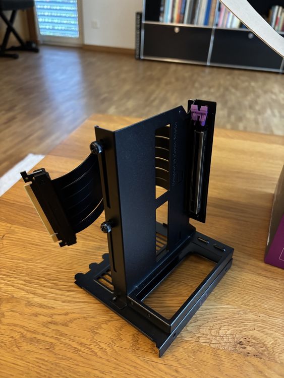 Cooler Master Vertical Graphics Card Holder Kit Ver.2 (Gebraucht) in St ...