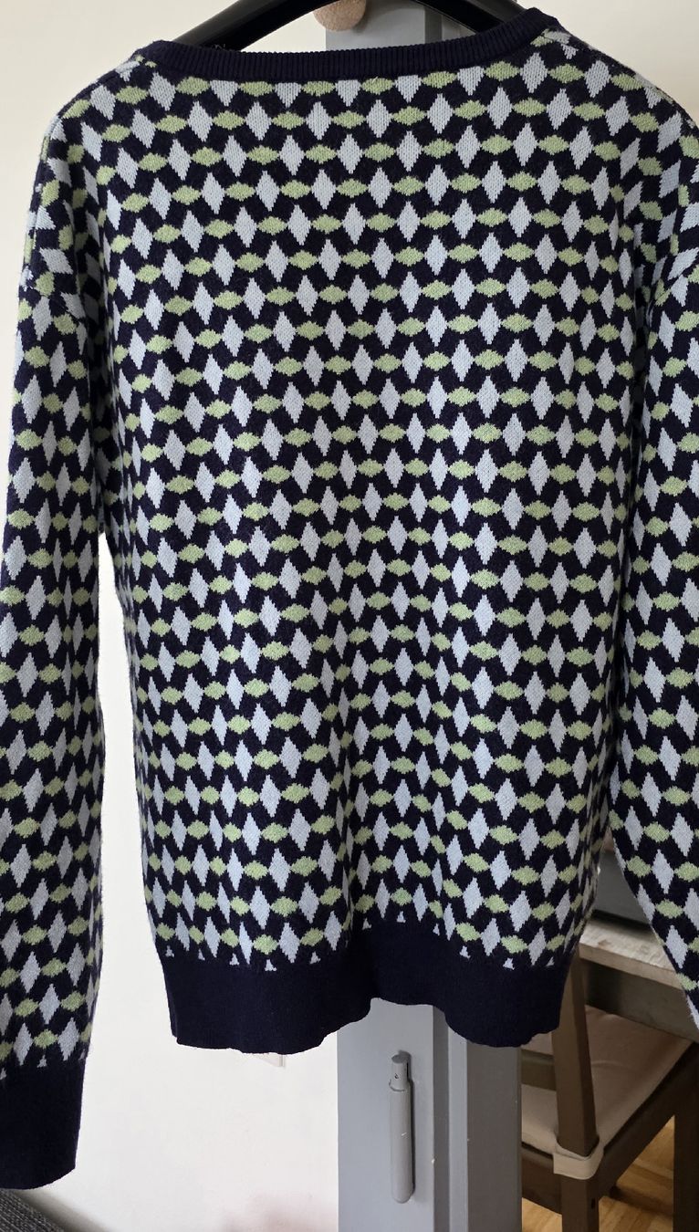Pulls & Sweat-shirts: Pull Col V – D'occasion à Yverdon-les-Bains par van_dq65 7