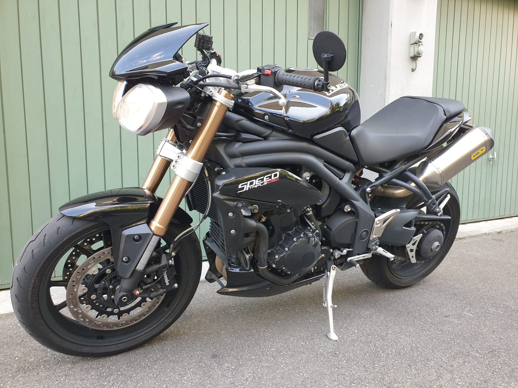 Triumph Route: Triumph Speed Triple 1050    – D'occasion à Wilen b. Wil par Forelle-TG 1