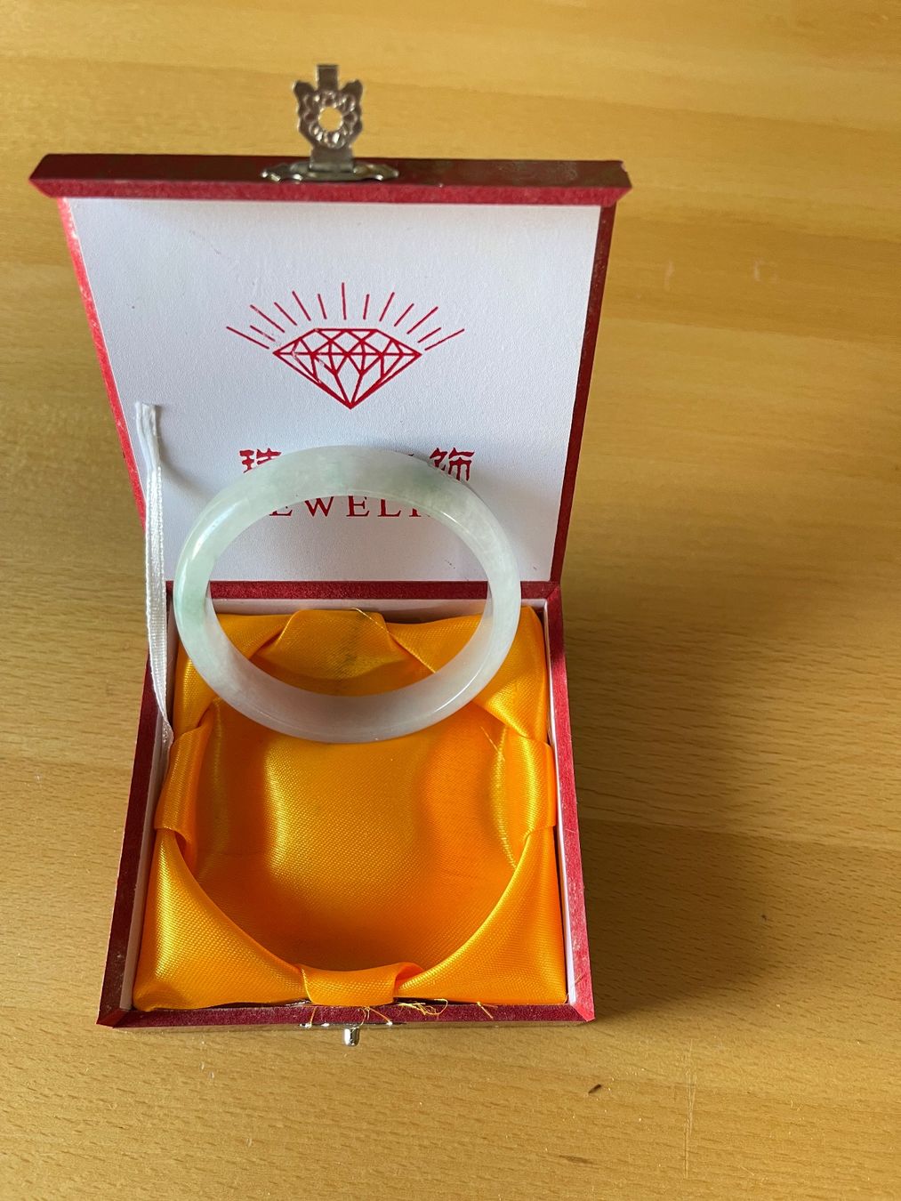 Bracciali & Braccialetti: Jade Armreif aus China – Nuovo e nell'imballaggio originale da Kriens venduto da Angie88 3