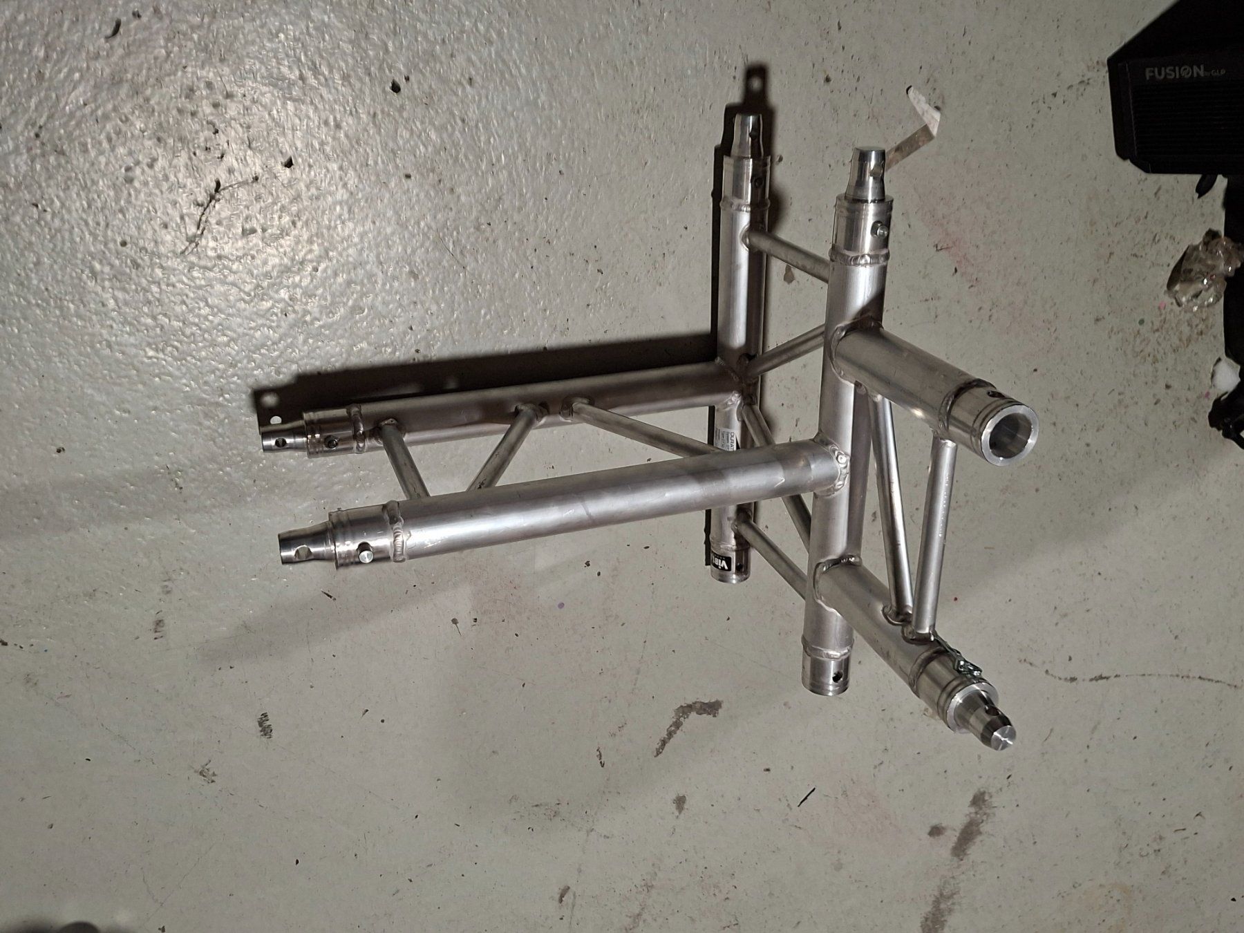 Truss: Duratruss Traverse 2 Punkt T mit down TRAVERSE – Gebraucht aus Chur von 80808080 1