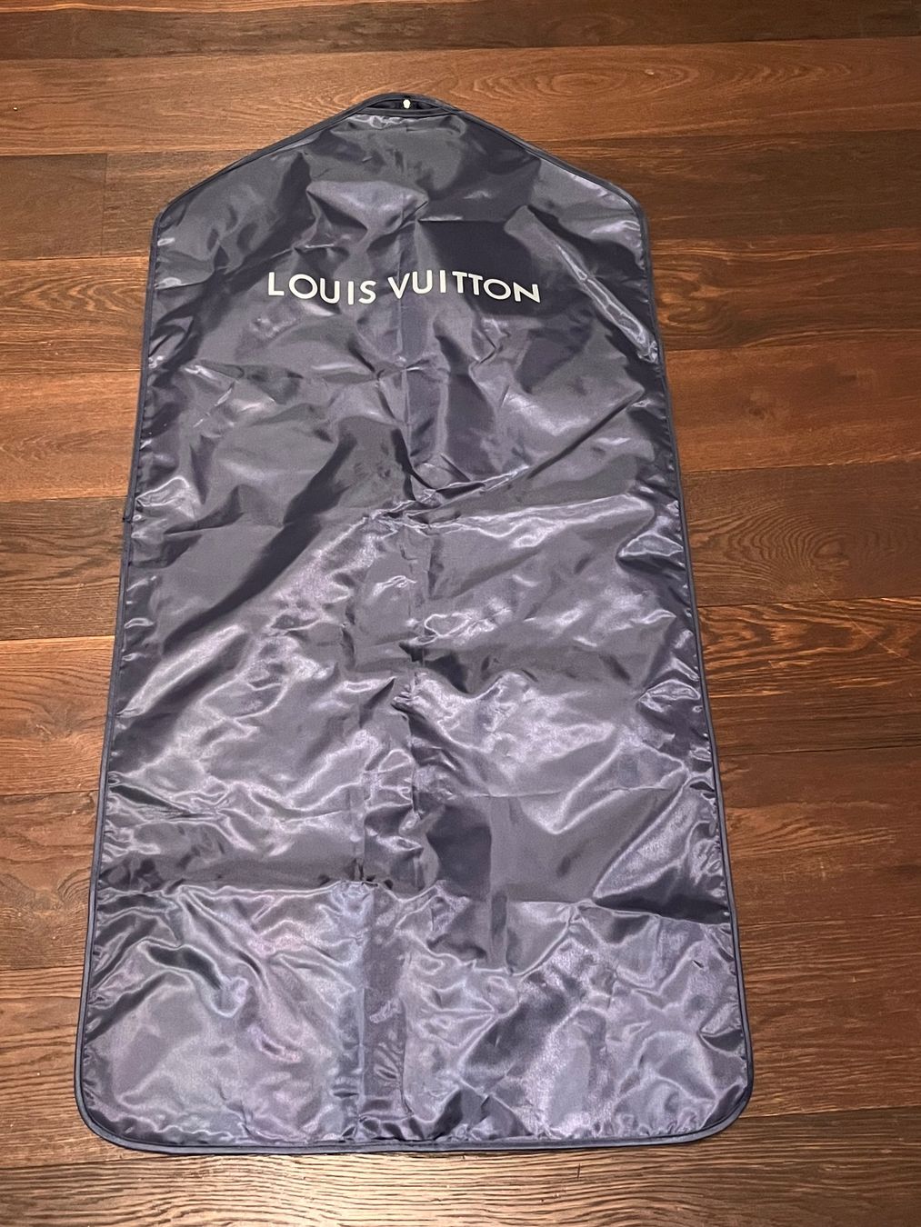 Louis Vuitton Borse: Louis Vuitton Kleidersack 120 x 60 cm – Usato da Meilen venduto da Mneumann
