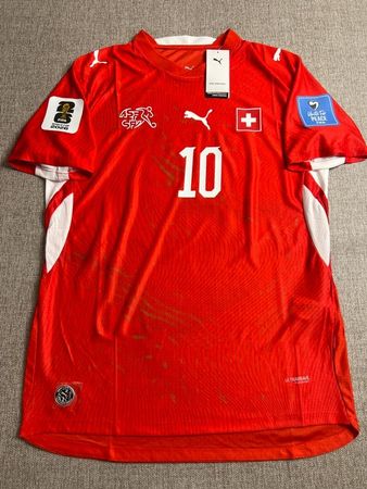 Nati trikot Grösse XL mit Aufdruck 10 xhaka