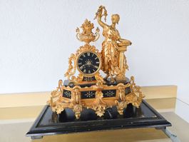 Französische Kaminuhr, spätes 19., Jh. - signiert Deprez