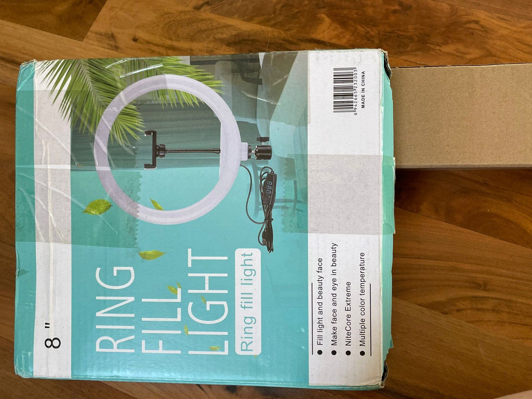 Lampade: Ring Fill Light 8" mit Stativ und Handyhalterung neu – Nuovo (secondo la descrizione) da Schachen b. Reute venduto da Silvan.Nussbaumer