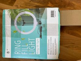 Ring Fill Light 8" mit Stativ und Handyhalterung neu