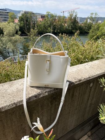 Tasche weiss Leder guter Zustand