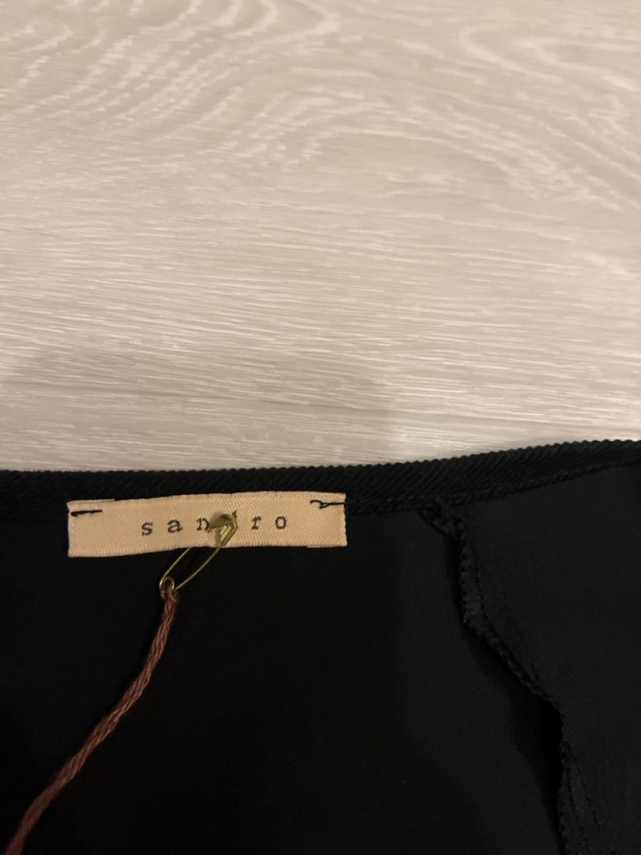 Sandro Vestiti: Sandro Seidenkleid, Schwarz, Grösse XS – Nuovo (secondo la descrizione) da Derendingen venduto da CaMiPa5 2