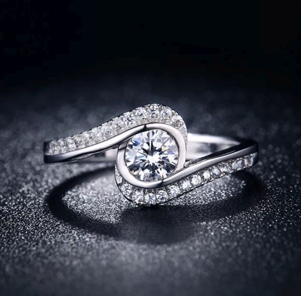 Anelli: Eleganter Ring mit Zirkonia, 925 versilbert Gr.8 – Nuovo (secondo la descrizione) da Grenchen venduto da maretop 2