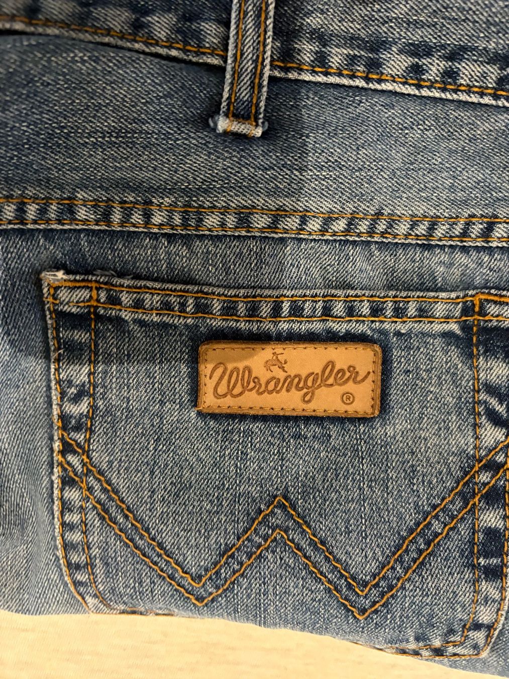 Jeans: Jeans Wrangler – Usato da Stetten AG venduto da Filu7 4