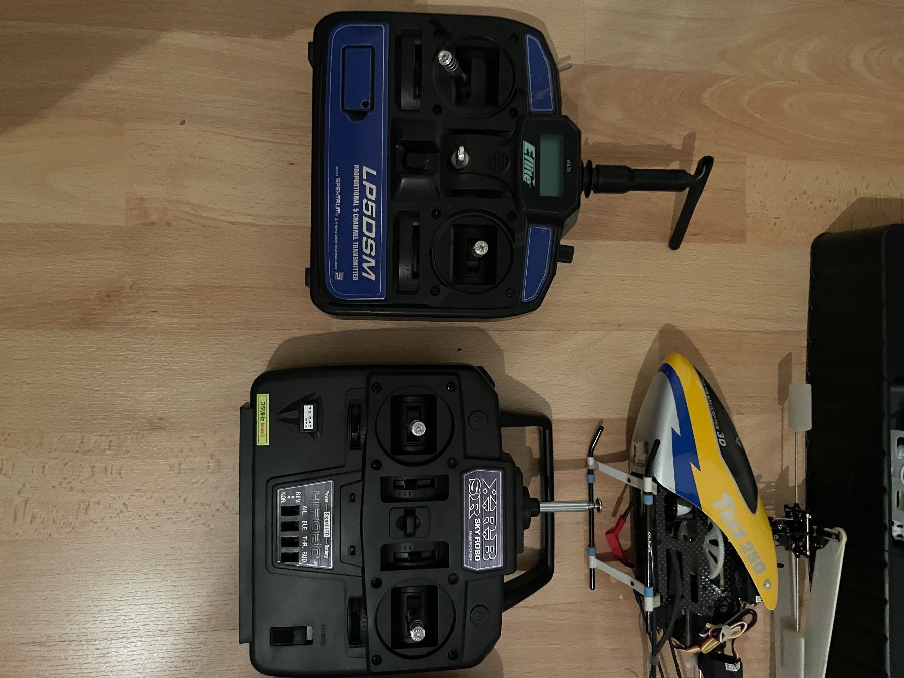 Blade RC Kits de montage: Hélicoptère télécommandé – D'occasion à le locle par caryl 7