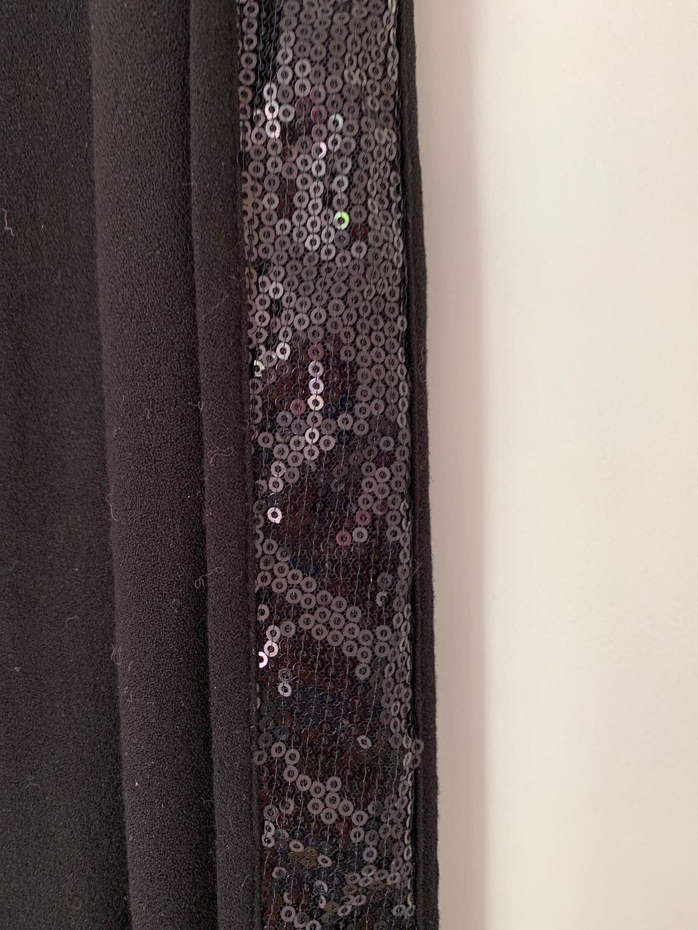 Pantaloni: schwarze Hose mit Pailletten – Usato da Hölstein venduto da dia_7d6n 2