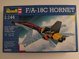 Revell 04001 F/A-18C Hornet 1:144 ungebaut