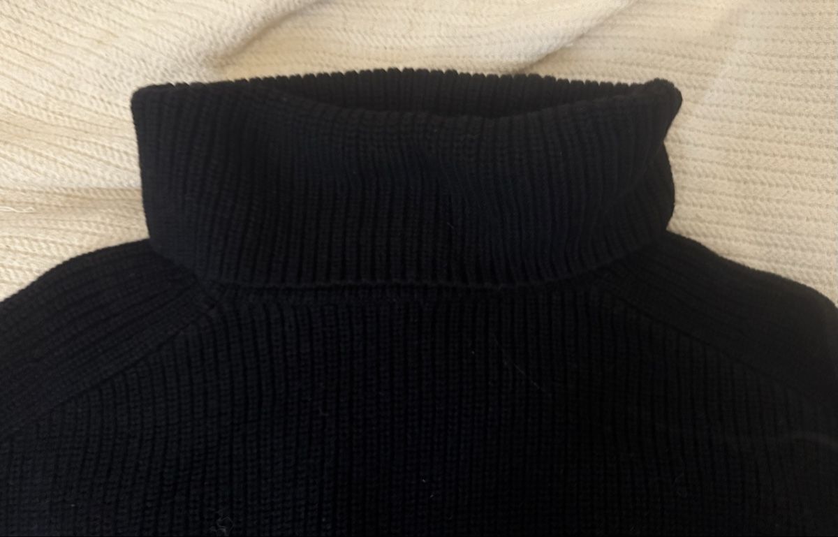 Maglioni & Felpe: Rollkragenpullover Größe S-M – Usato da Zürich venduto da Vma_reuse 2