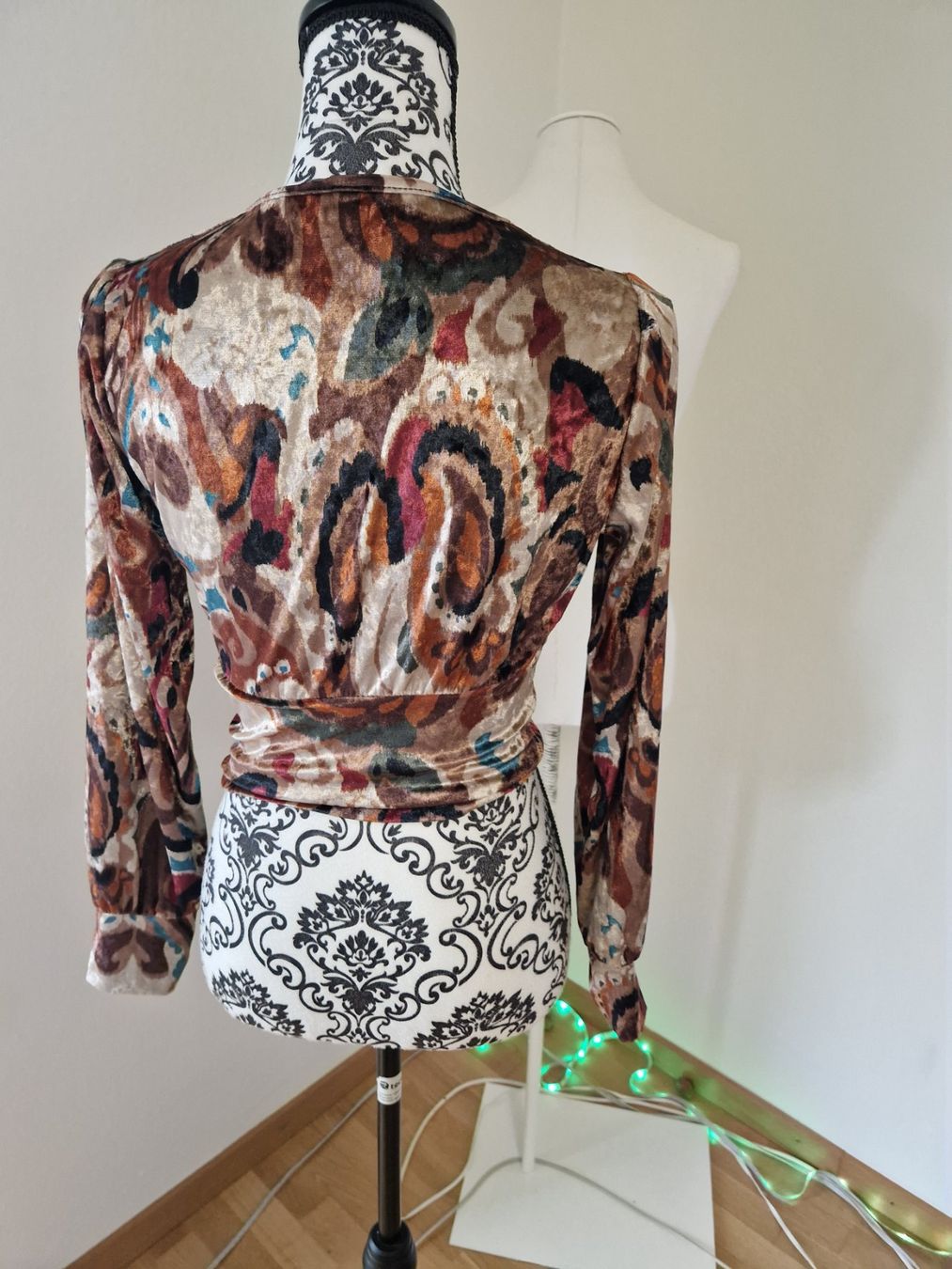 Camicette: Samt Wickelbluse  edel & elegant Gr. S – Nuovo (secondo la descrizione) da Glattbrugg venduto da hap_8w8v 4